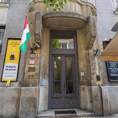 Patrik'S Budapest Center Apartment Exteriör bild