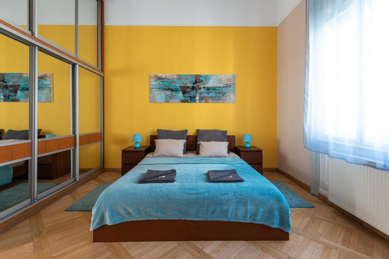 Patrik'S Budapest Center Apartment Exteriör bild